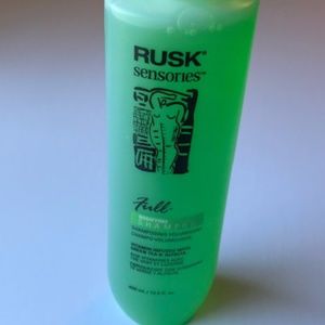 New Rusk Vitamin Full Bodifying Shampoo 400 ML